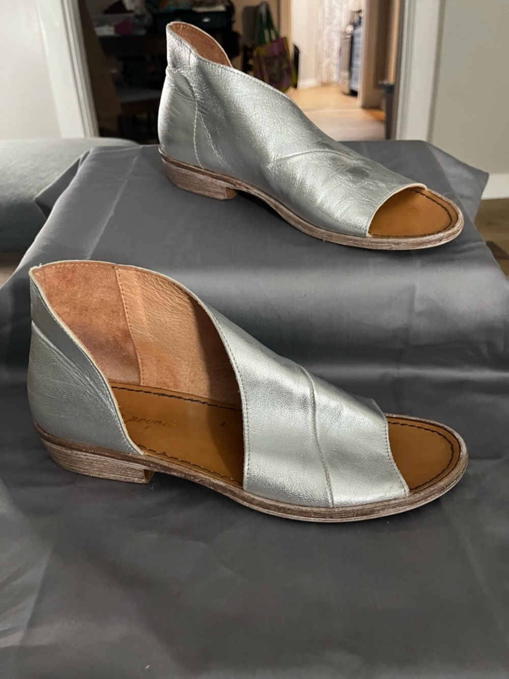 Free People Silver Open-Toe Leather Sandals